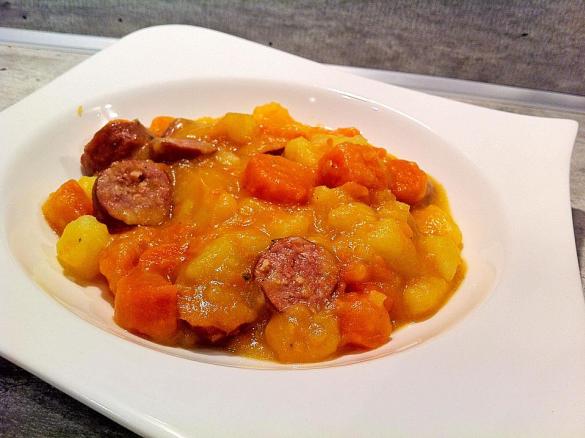 Kartoffel-Möhreneintopf mit Pfefferbeißer