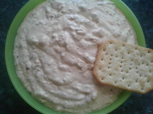 Schneller Tomaten-Hirtenkäse-Dip