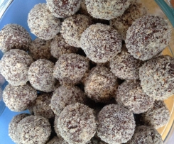 Haselnuss-Schoko-Pralinen