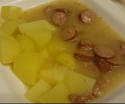 Würstchensoße mit Kartoffeln von Mama