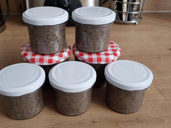 Oreo-aufstrich mit weißer Schokolade