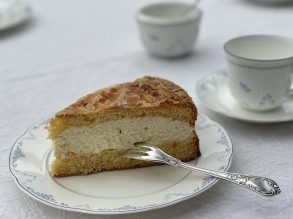 Bienenstich á la Lori-Christa