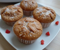 cremige Kokos Erdbeer Muffins