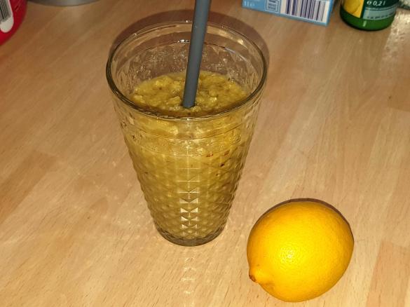 Grüner Smoothie: Apfel, Banane