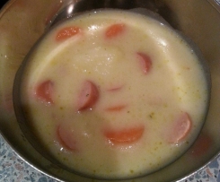 Kartoffelsuppe mit Schmelzkäse