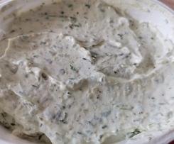 Rucola-Kresse-Walnuss-Frischkäseaufstrich