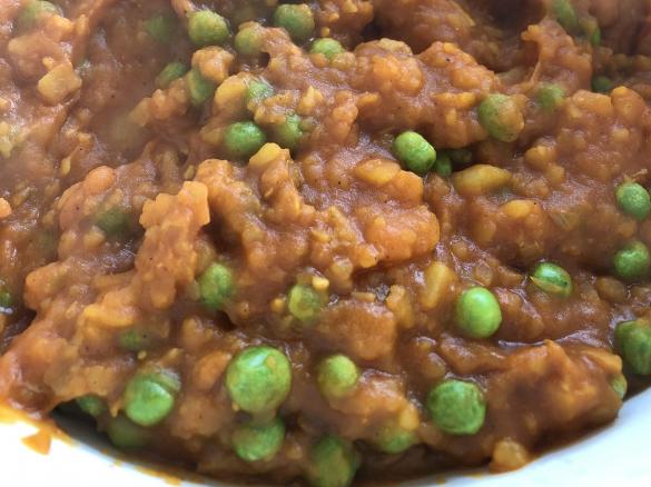 Aloo Matar (Indisches Kartoffel- und Erbsen- Gericht) VEGAN
