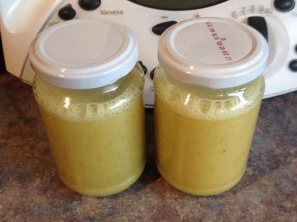 Salatsauce auf Vorrat 