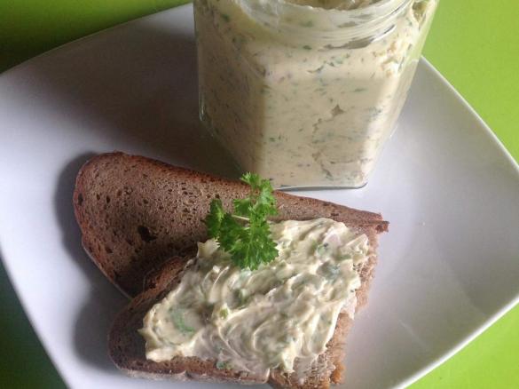 Kräuterbutter