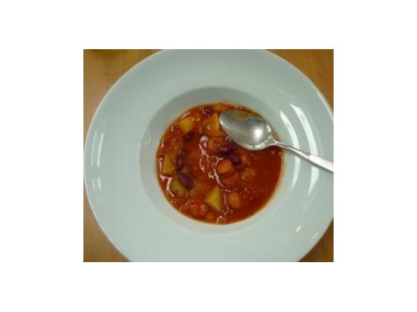 Bohnensuppe mit Debreziner