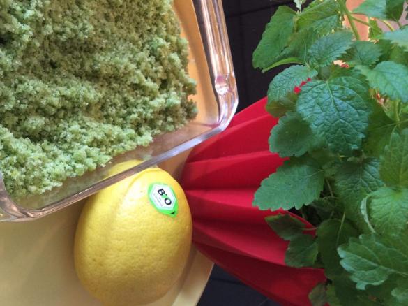 Zitronenmelisse Zucker