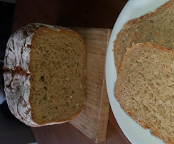 Dinkel-Karotten-Brot