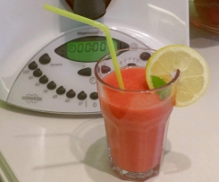 Erfrischender Erdbeer Bananen Reismilch Smoothie