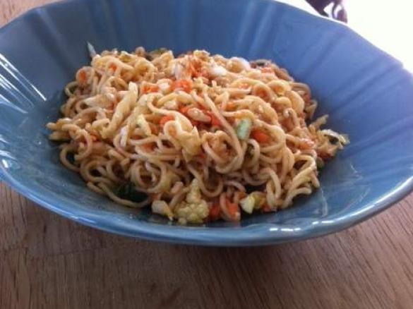 Chinesischer Nudelsalat