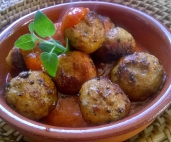 Tapas Albóndigas con Salsa – Fleischbällchen in Tomatensauce