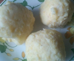 Variation von Kartoffelklöße glutenfrei