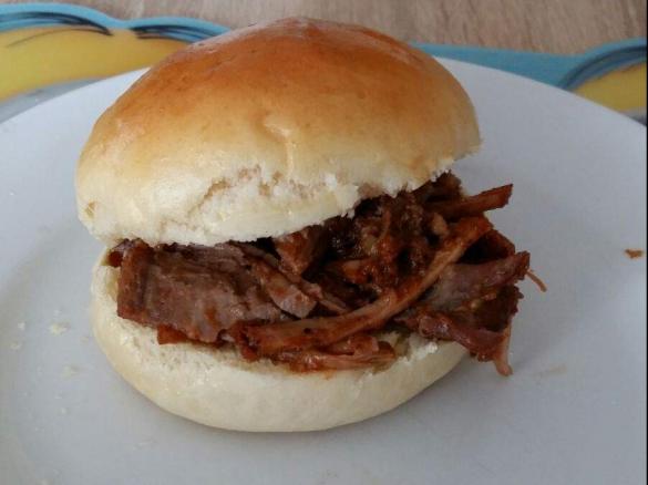 Burger Buns Pulled Pork