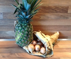 Zwiebel-Ananas-Salat