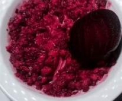Variation von Fruchtiger Rote Beete Apfel Salat