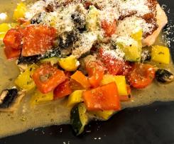 Mediterranes Fischfilets mit Gemüse (Low Carb)