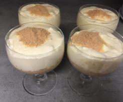 Ananas -Tiramisu mit Butterkeksen im Glas