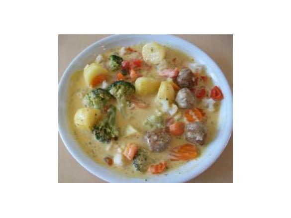 All-in-one Gemüsemix mit Hackbällchen/Köttbullar und Kartoffeln