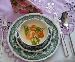 Blumenkohlcremesüppchen mit Shrimps