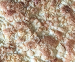 Streuselkuchen mit Kirschen