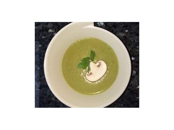 Kräutercremesuppe mit Champignons