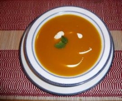 Kürbissuppe mit Ingwer und Apfel