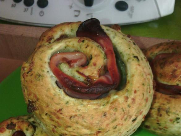 Käse-Schinken-Schnecken