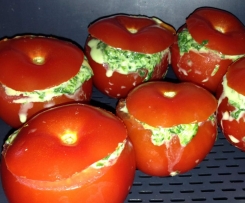 Tomaten mit Spinat-Ricotta-Füllung Low Carb