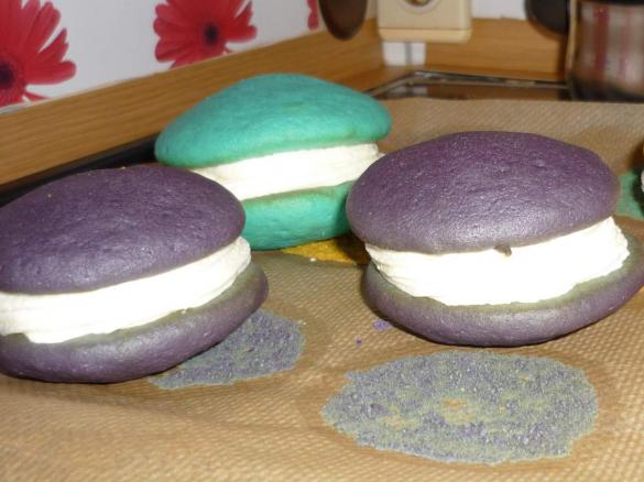 Whoopie pies