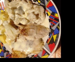 Blumenkohl, Hähnchenfilet mit Kartoffeln und Bechamelsauce
