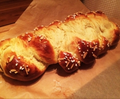 Hefezopf mit Vanillearoma