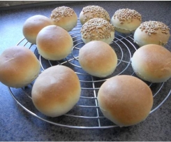 Soft Rolls (by Fairy Cakes)