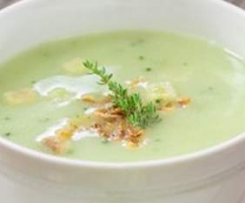 Brokkolisuppe ohne Gemüseabfall