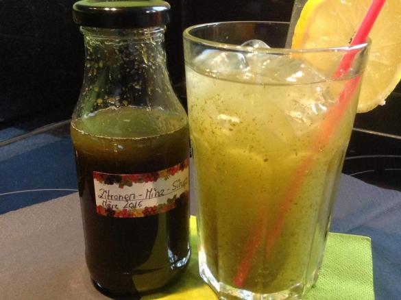 Zitronen Minz Sirup