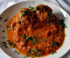Scharfe Marinara-Meatballs