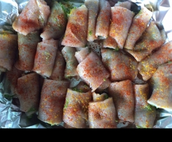 Putenröllchen gefüllt mit Basilikumpesto (All in one)