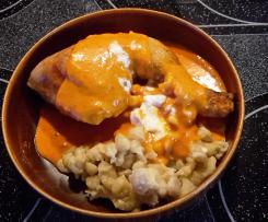 ungarisches Paprikahuhn ("Paprikás csirke")