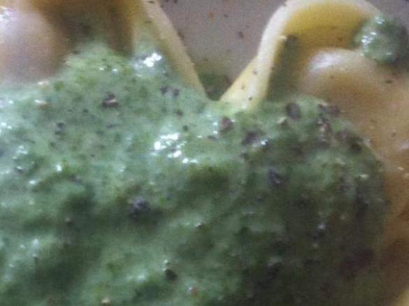 Schnelle Spinatsoße (super für Kinder)