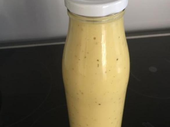 Salatdressing auf Vorrat