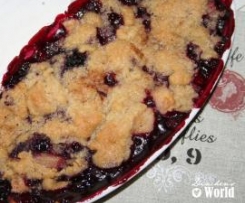 Brombeer-Birnen-Crumble