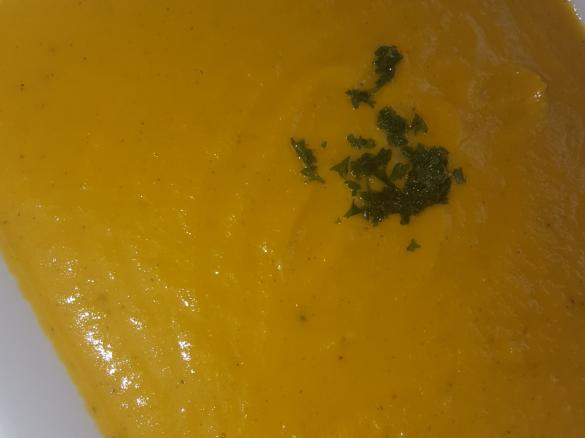 Gemüsecremesuppe  Low Carb