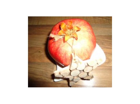 Gourmet Granatapfelmarmelade mit Marzipan und Rum-ideal zur Weihnachtszeit