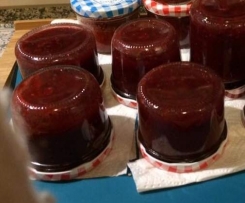 Erdbeer-Waldbeer-Minze Marmelade 