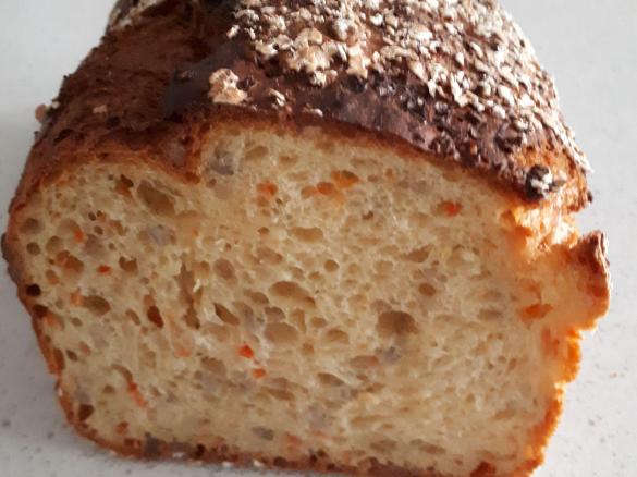 Karotten-Dinkel-Brot laktosefrei