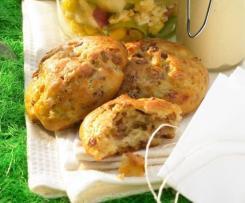 Zwiebel-Schinken-Käse Brötchen