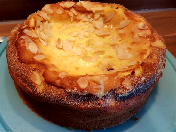 Kleiner Käsekuchen 18er Form, ohne Boden